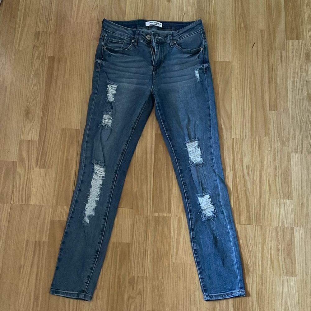 size 7 high-rise ripped skinny jeans